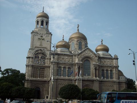 Catedrala ortodoxă din Varna, august 2010.